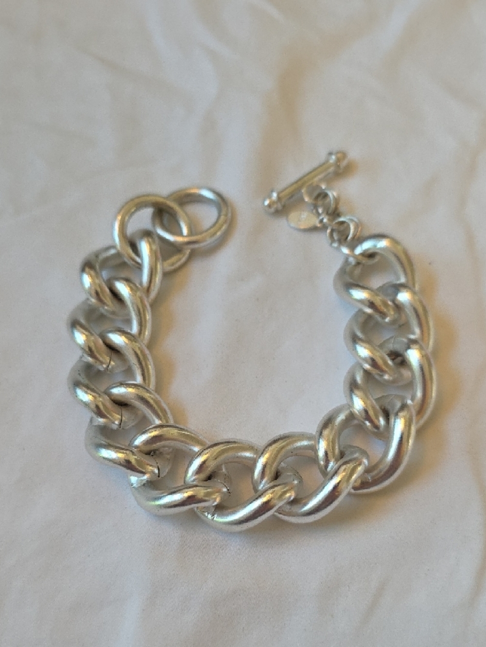 Best Brand Silver Tone Chunky Link Bracelet - Picture 2 of 6
